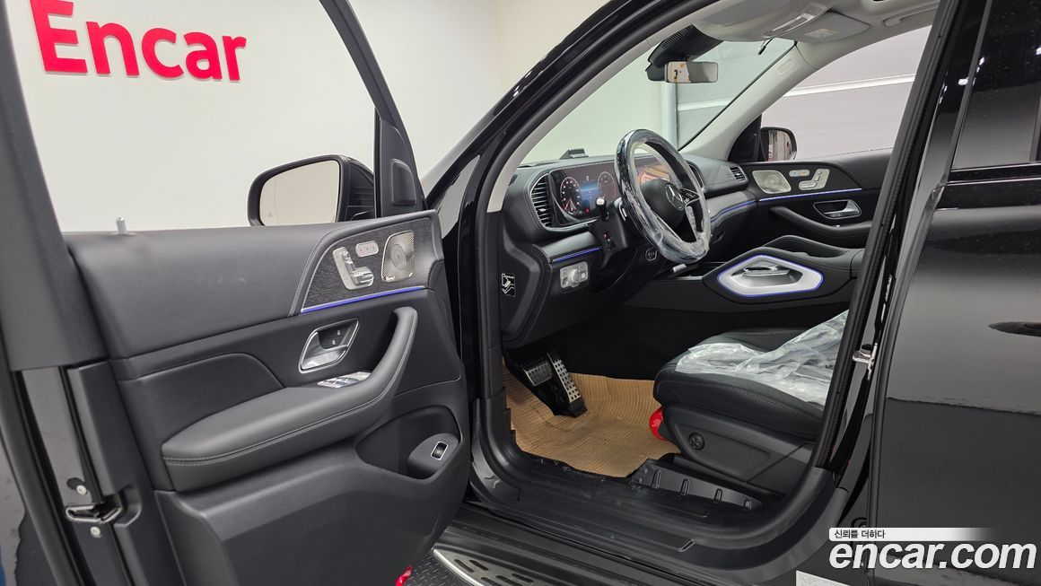 Mercedes-Benz GLE-Class 2025