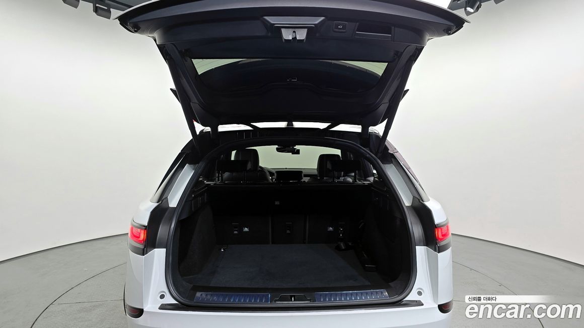 Land Rover Range Rover Velar 2019