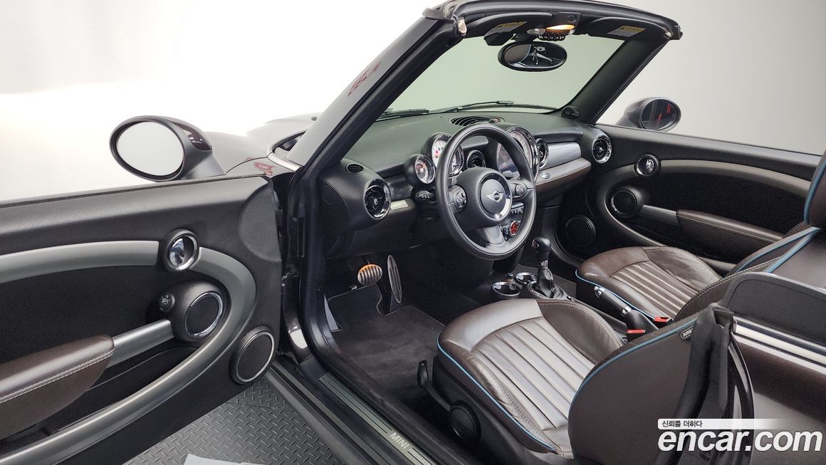 Mini Cooper Convertible 2012