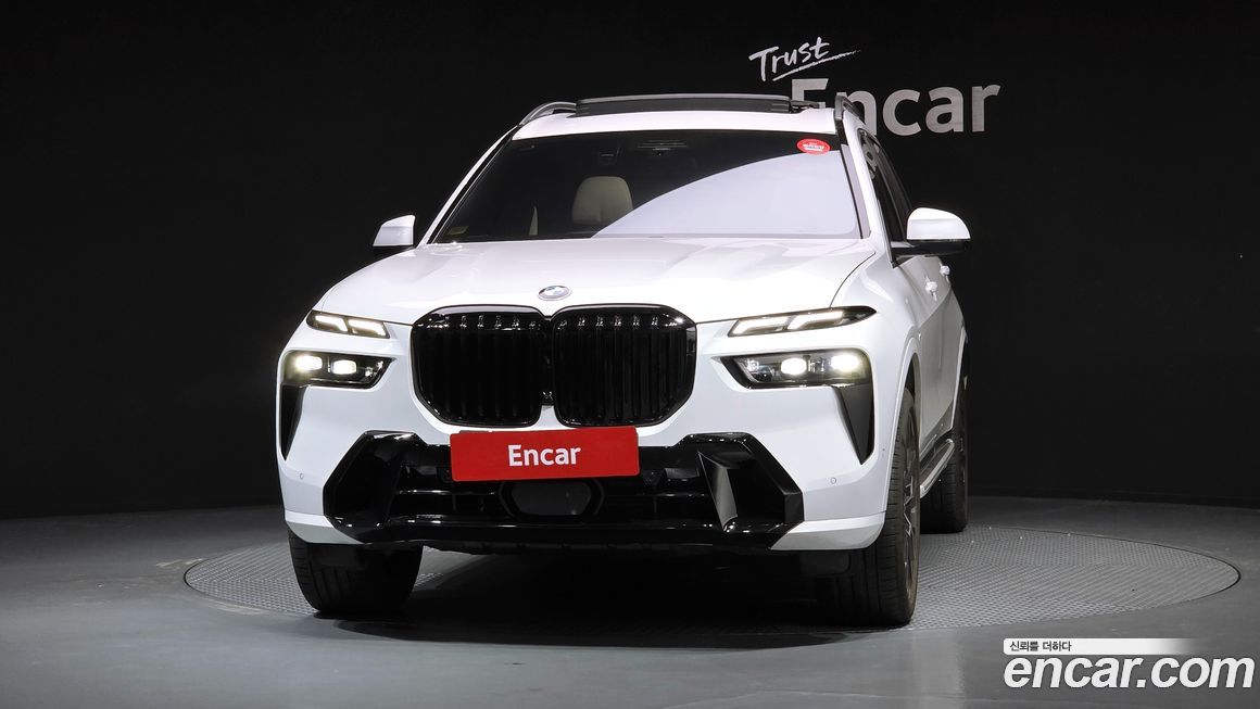 BMW X7 2025