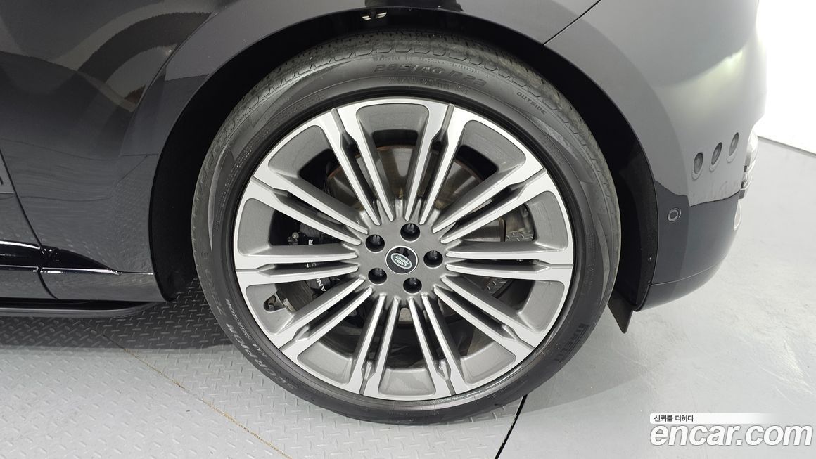 Land Rover Range Rover 2023