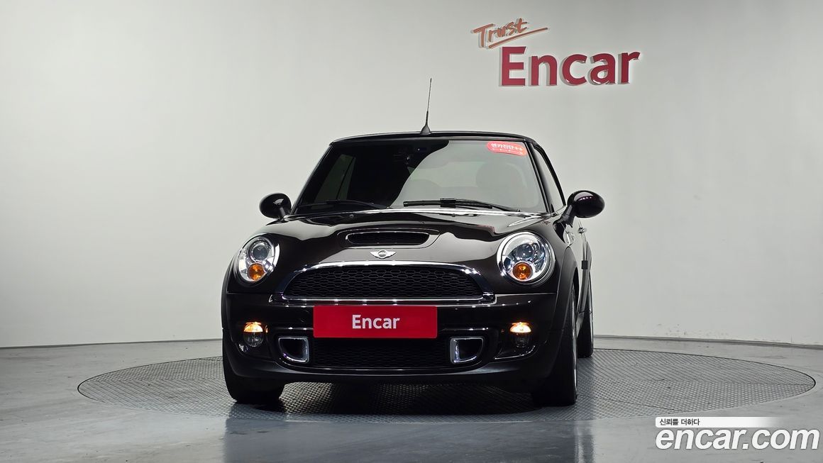 Mini Cooper Convertible 2012