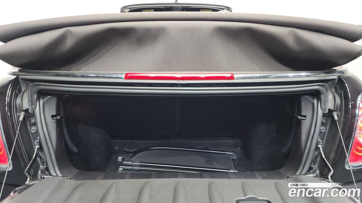 Mini Cooper Convertible 2012