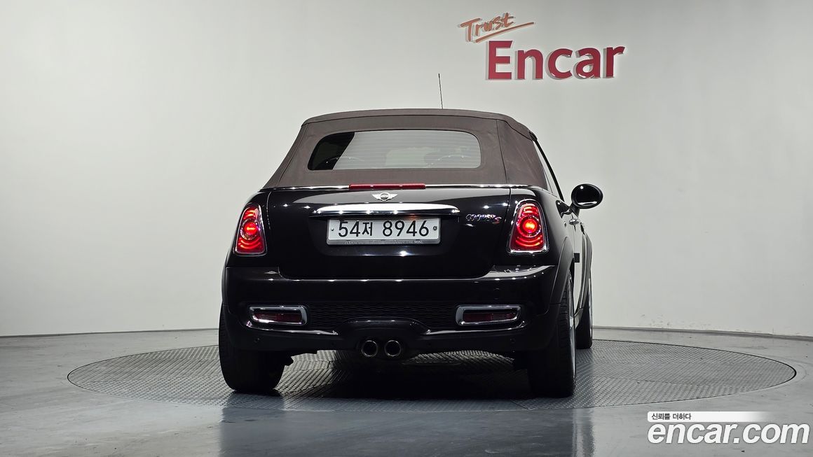 Mini Cooper Convertible 2012