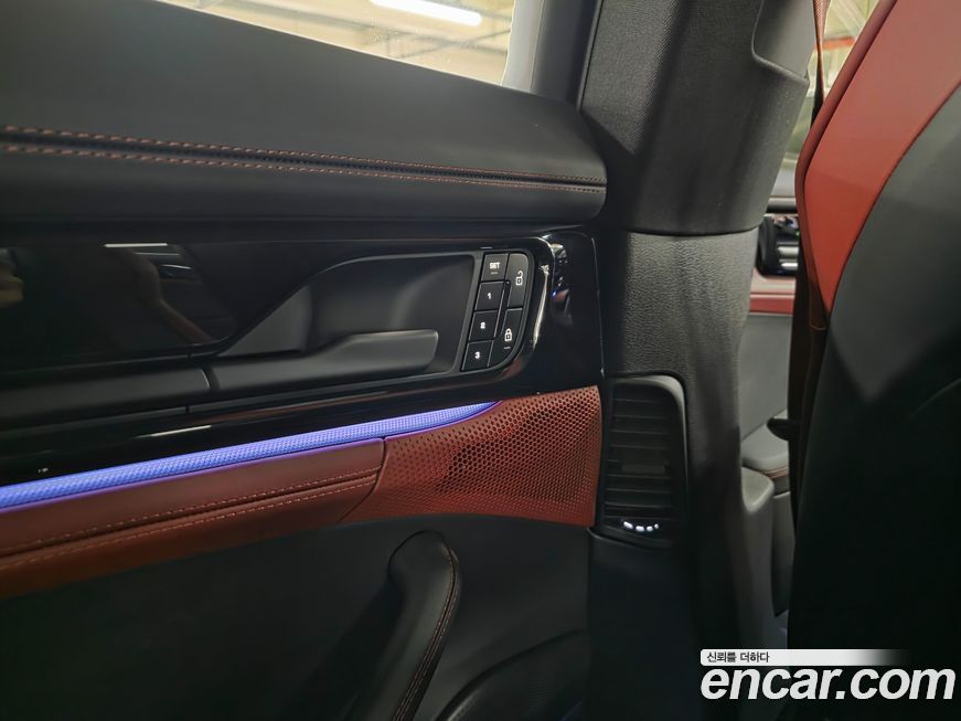 Porsche Panamera 2025