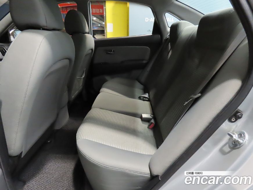 Hyundai AVANTE 2010