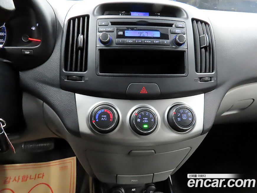 Hyundai AVANTE 2010