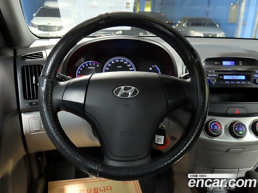 Hyundai AVANTE 2010