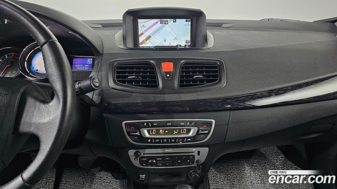 Renault-KoreaSamsung SM3 2015