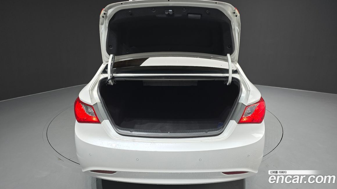 Hyundai Sonata 2012