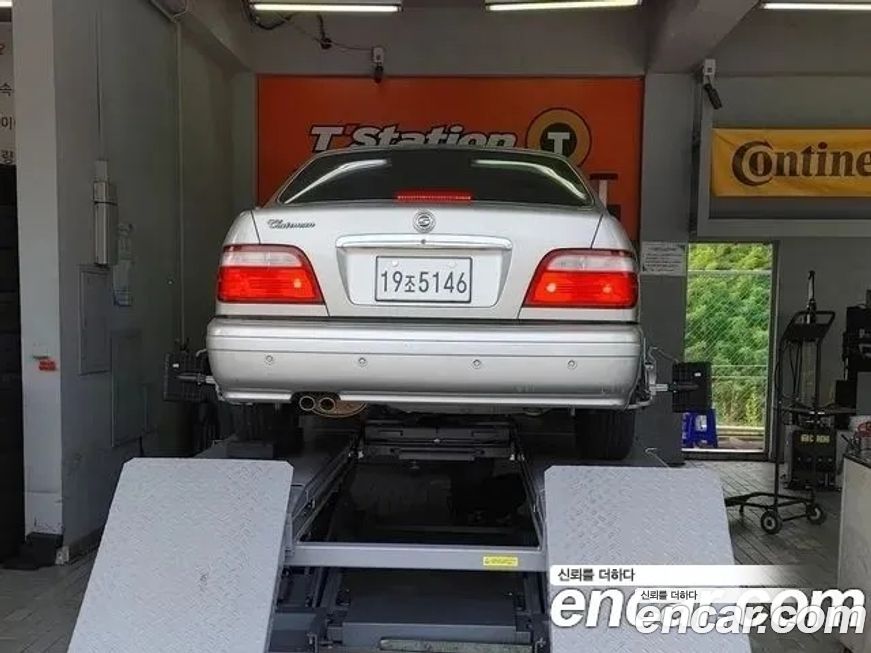 KG_Mobility_Ssangyong Chairman 2002