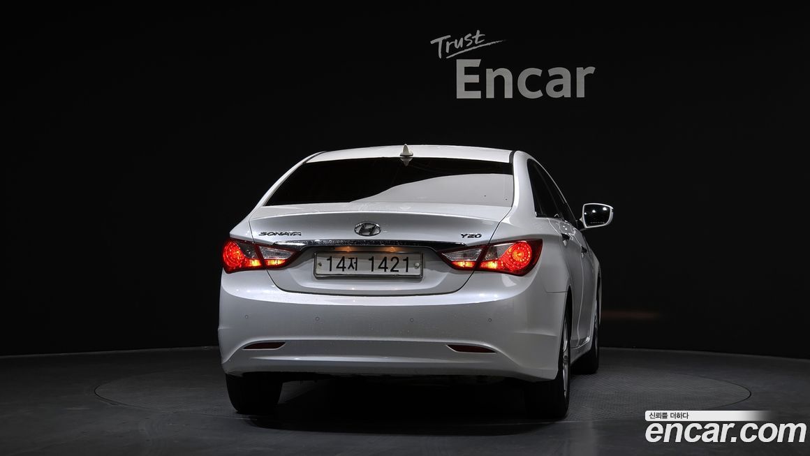 Hyundai Sonata 2012