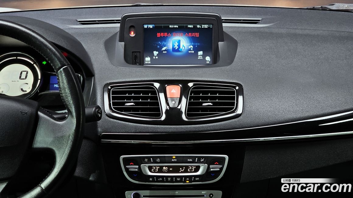 Renault-KoreaSamsung SM3 2016