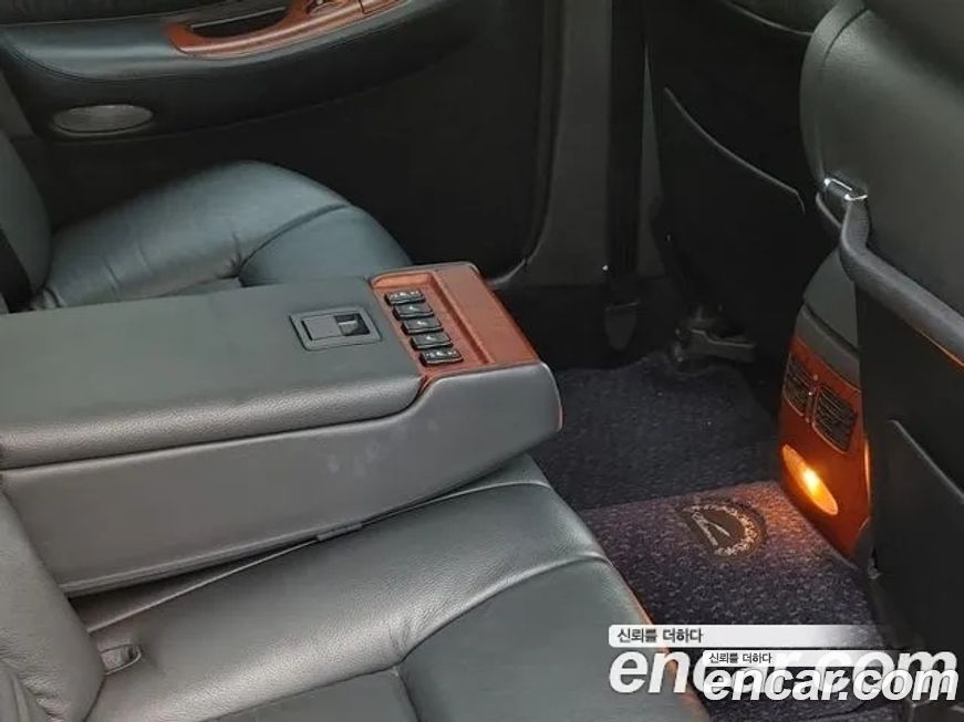 KG_Mobility_Ssangyong Chairman 2002