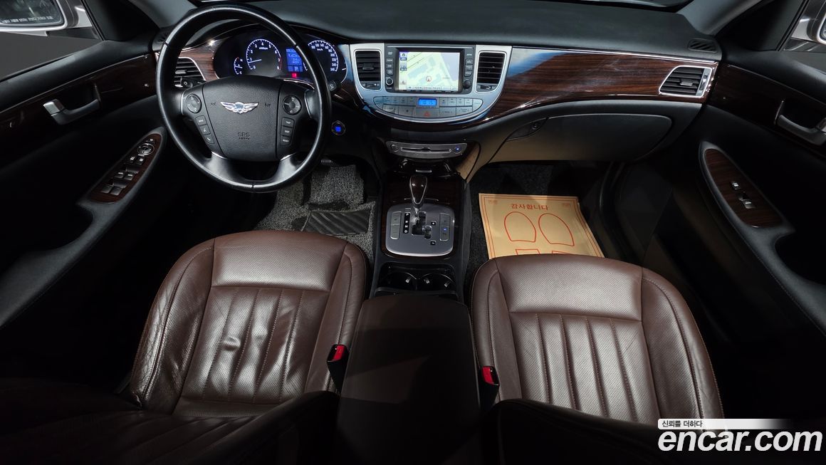 Hyundai Genesis 2013