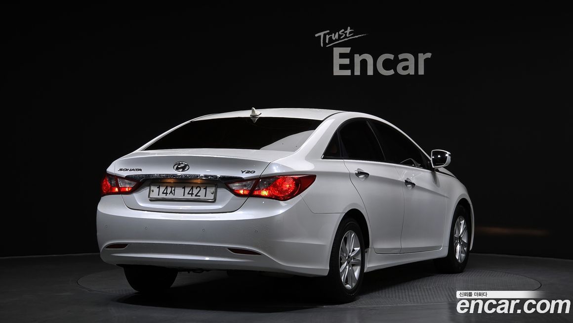 Hyundai Sonata 2012