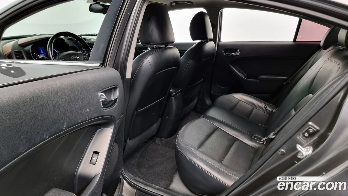 Kia K3 2013