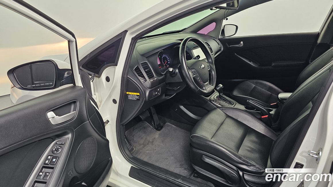 Kia K3 2013