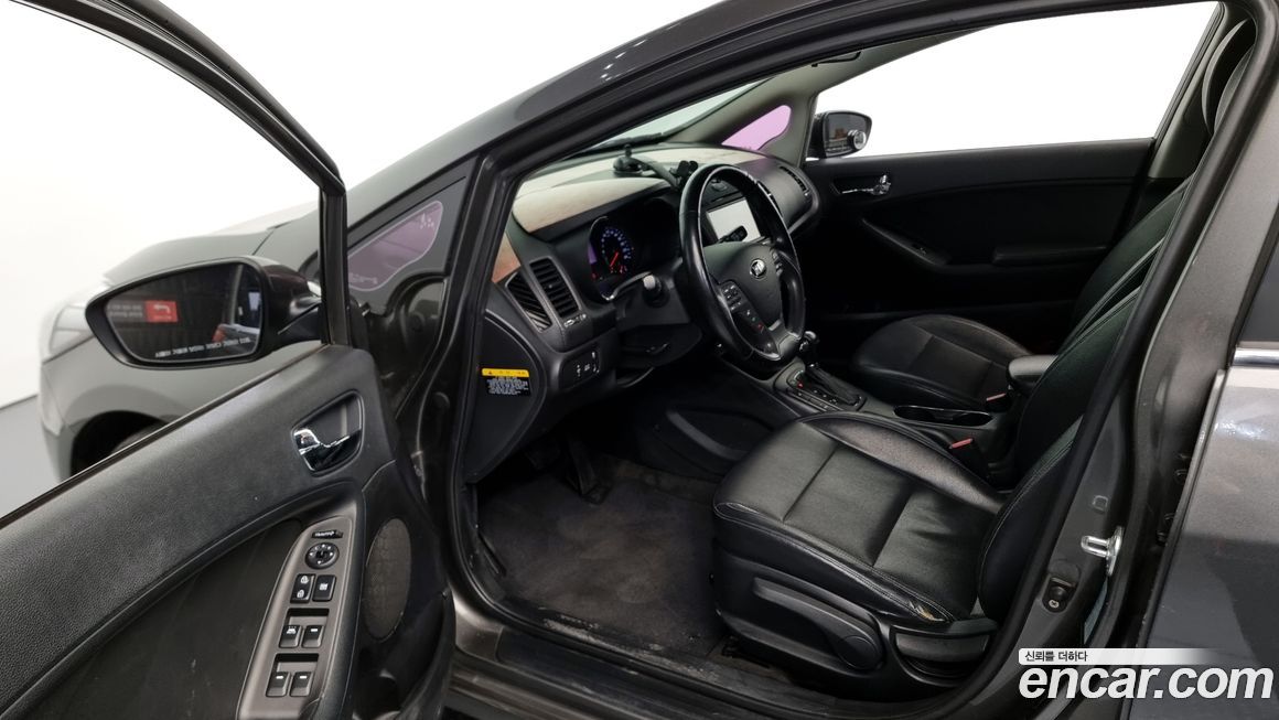 Kia K3 2013