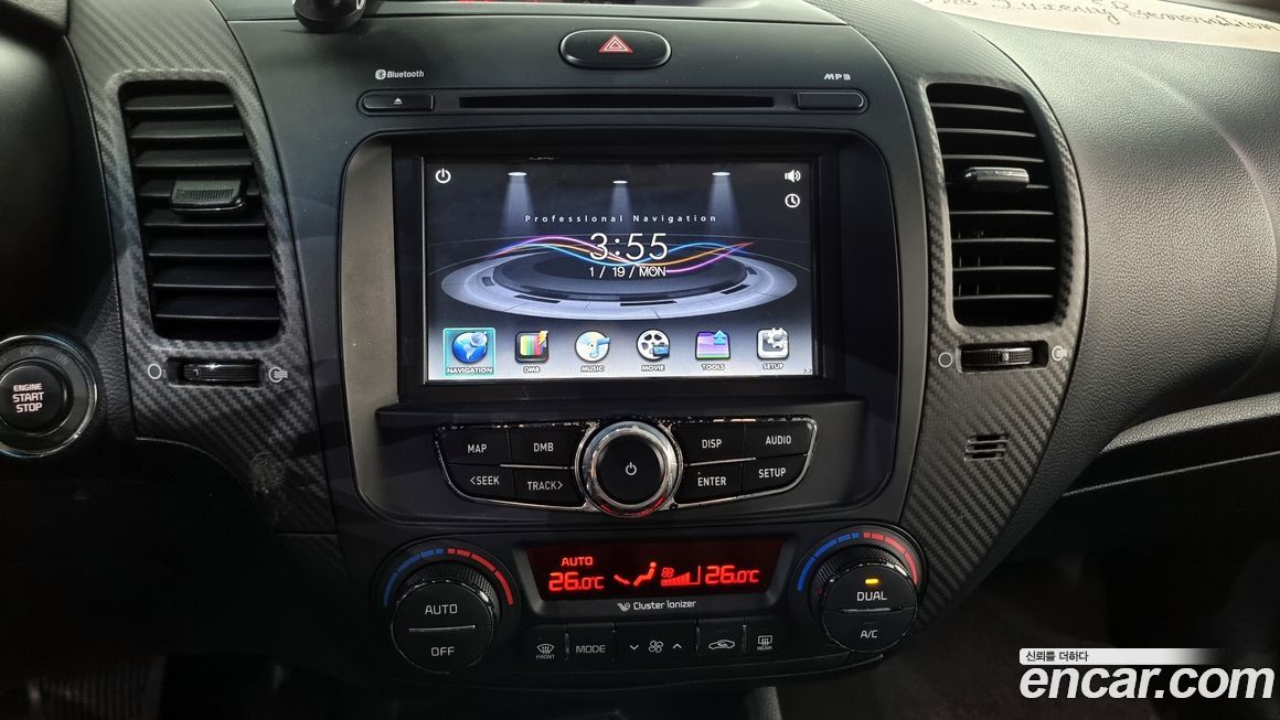 Kia K3 2013