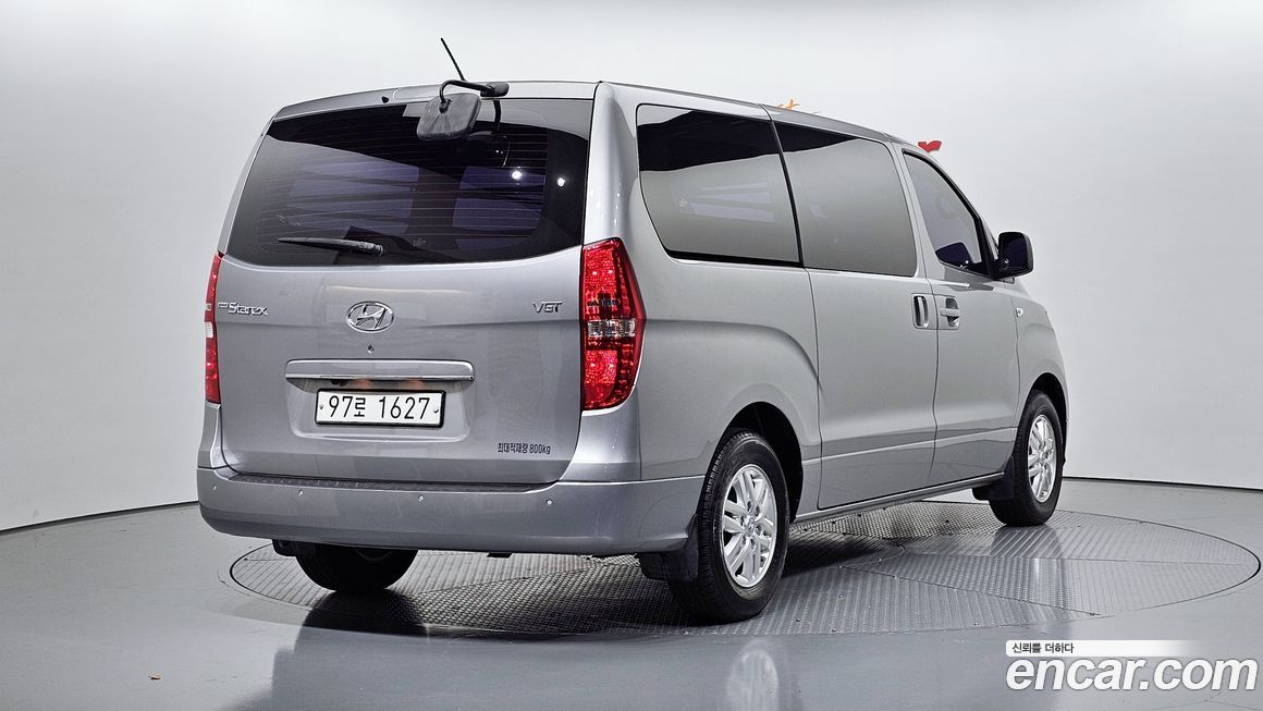 Hyundai Starex 2019