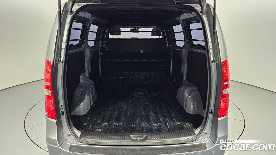 Hyundai Starex 2019