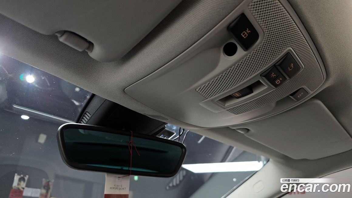 Mercedes-Benz GLA-Class 2015