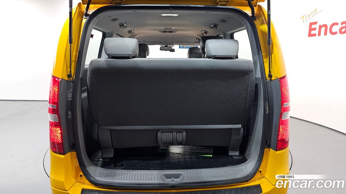 Hyundai Starex 2018