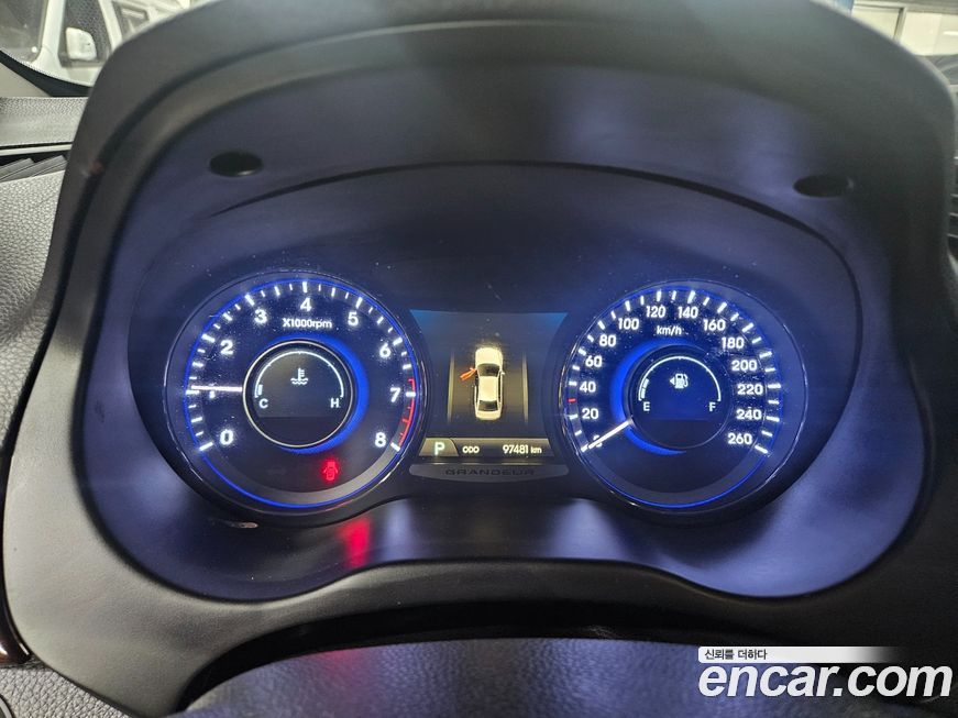 Hyundai Grandeur 2011