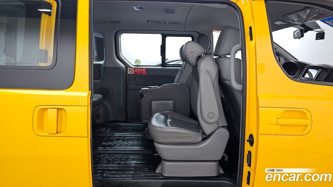 Hyundai Starex 2018