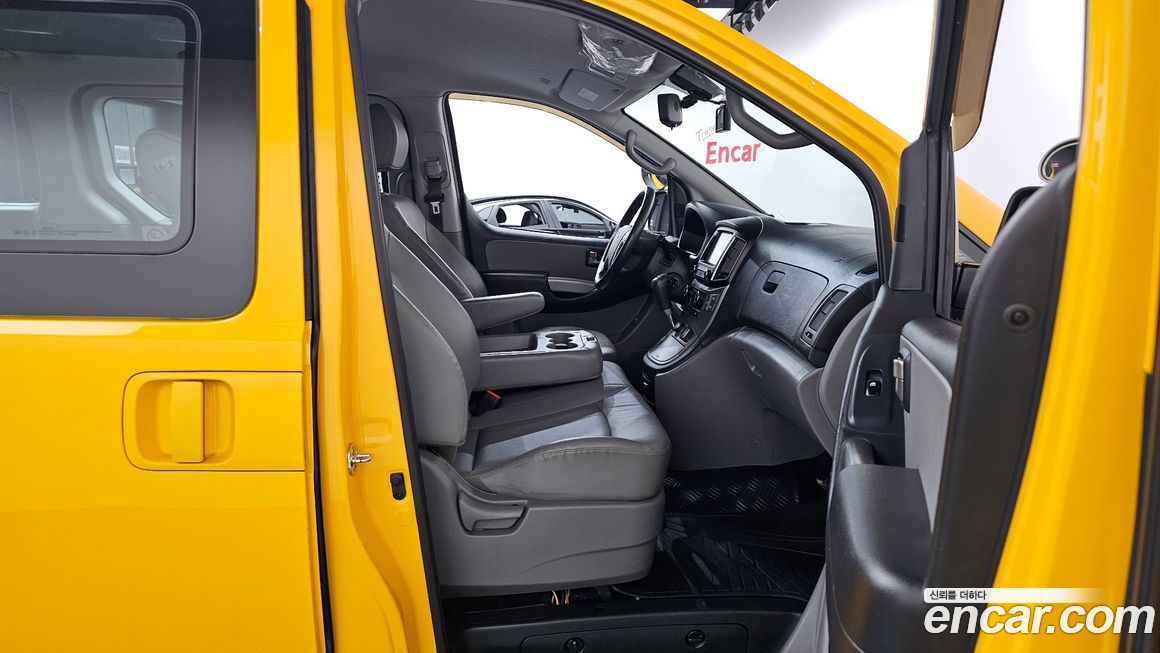 Hyundai Starex 2018