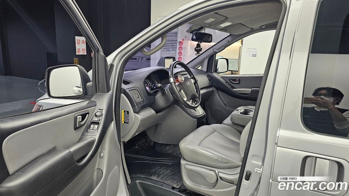 Hyundai Starex 2019