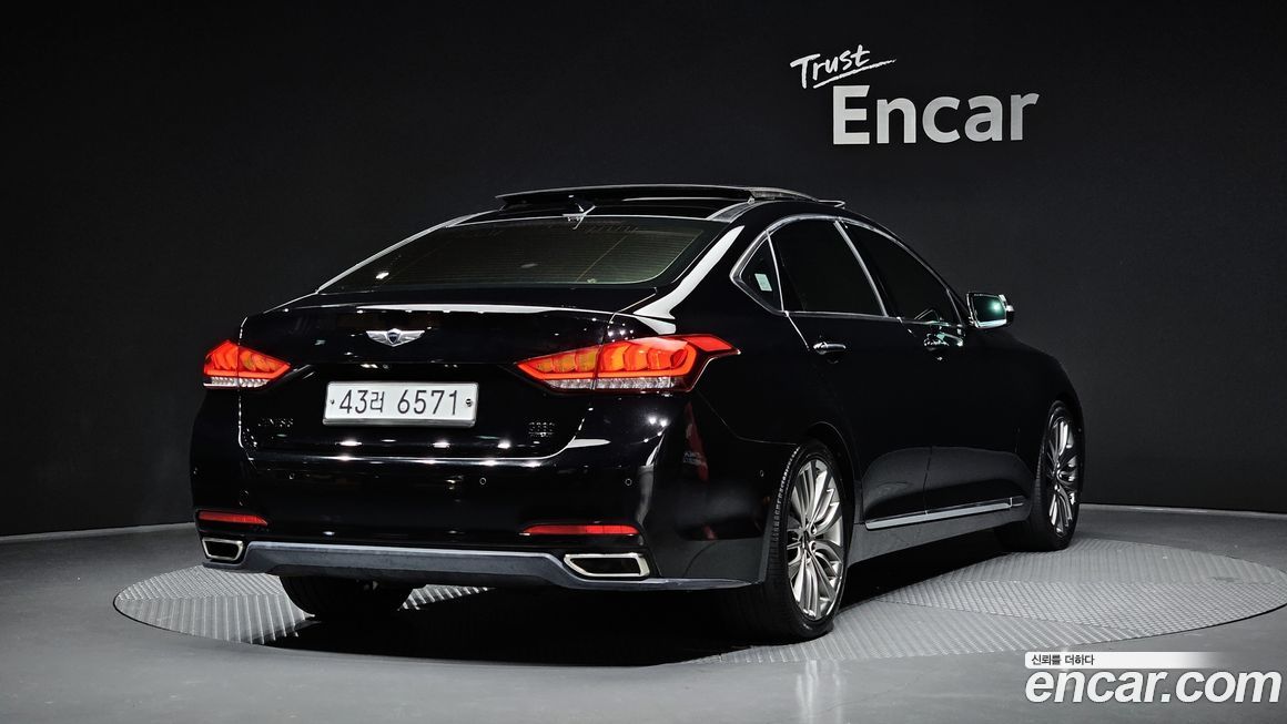 Hyundai Genesis 2014