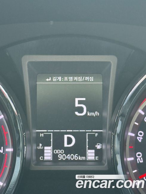 KG_Mobility_Ssangyong TIBOLI 2015