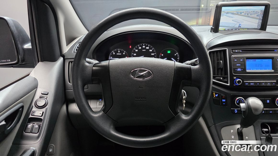 Hyundai Starex 2018