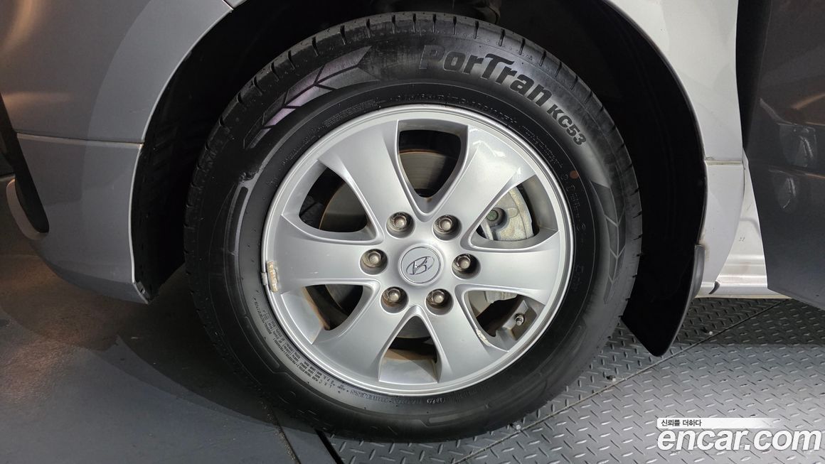 Hyundai Starex 2018