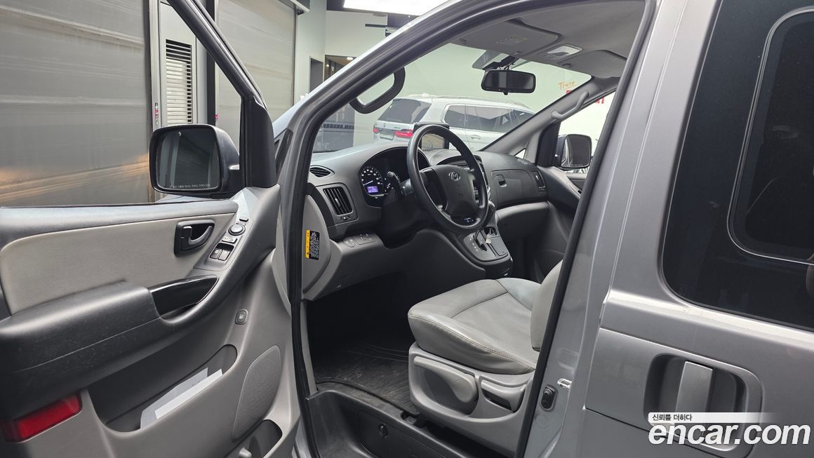 Hyundai Starex 2018