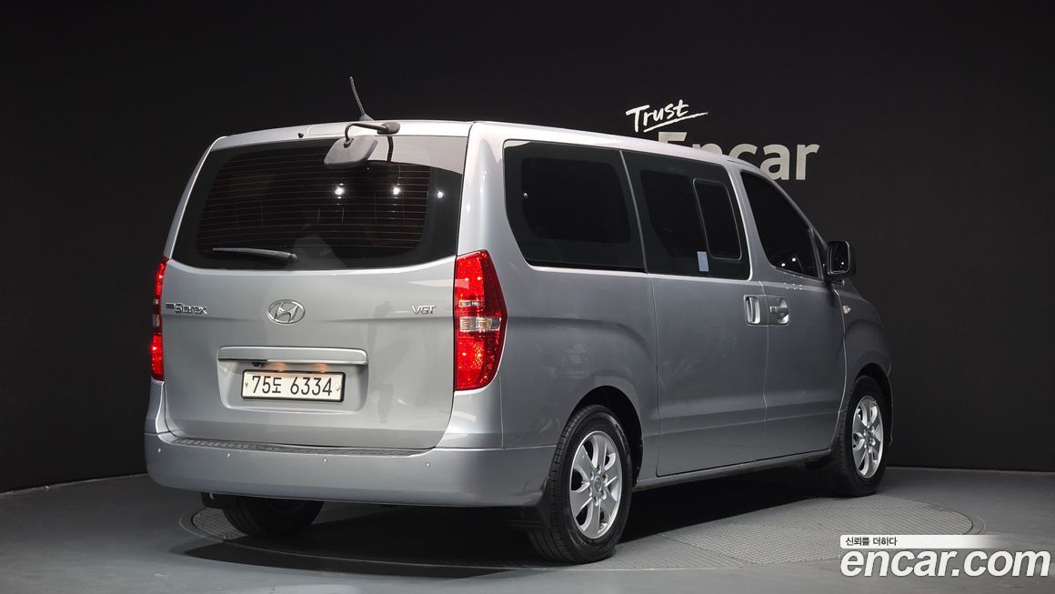 Hyundai Starex 2018
