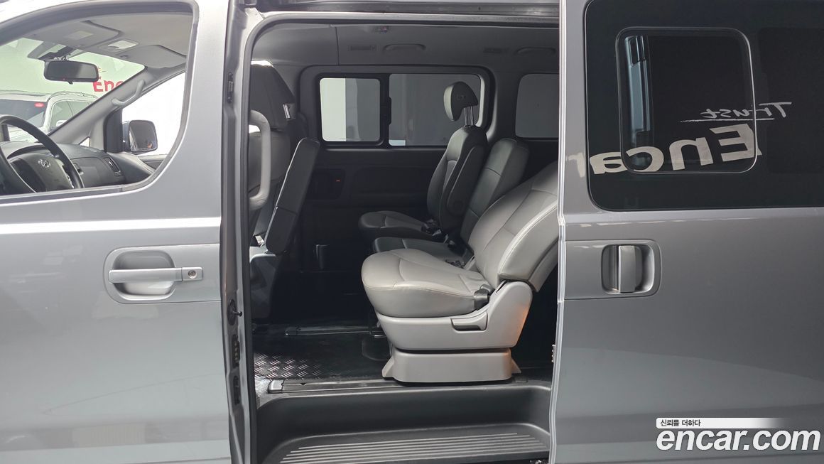 Hyundai Starex 2018