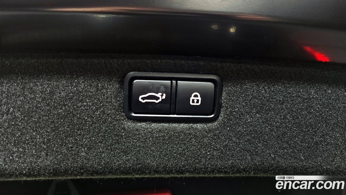 Hyundai Genesis 2014