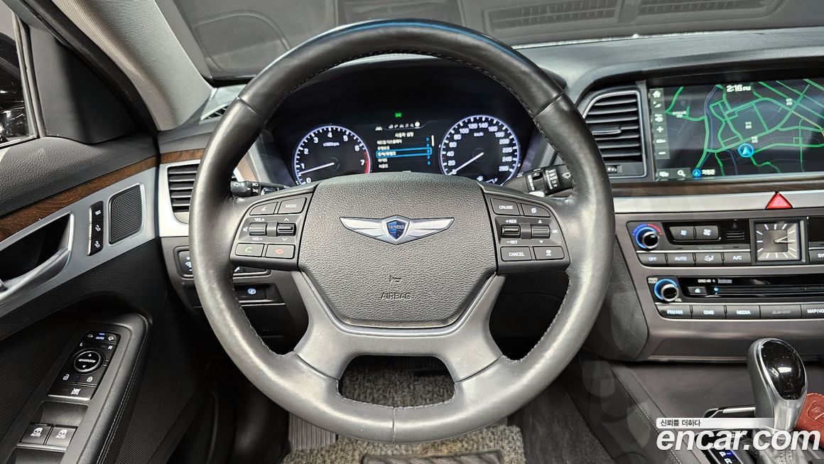 Hyundai Genesis 2014