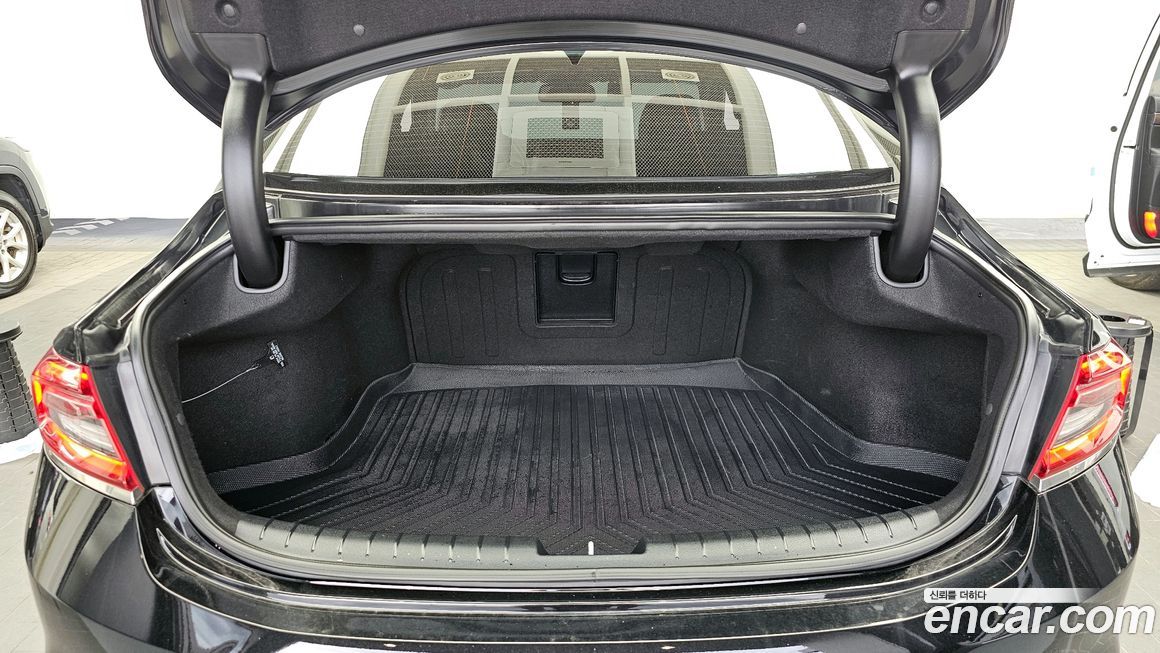 Hyundai Grandeur 2017