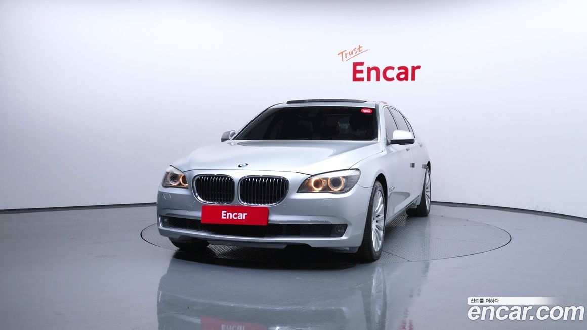 BMW 7-Series 2010