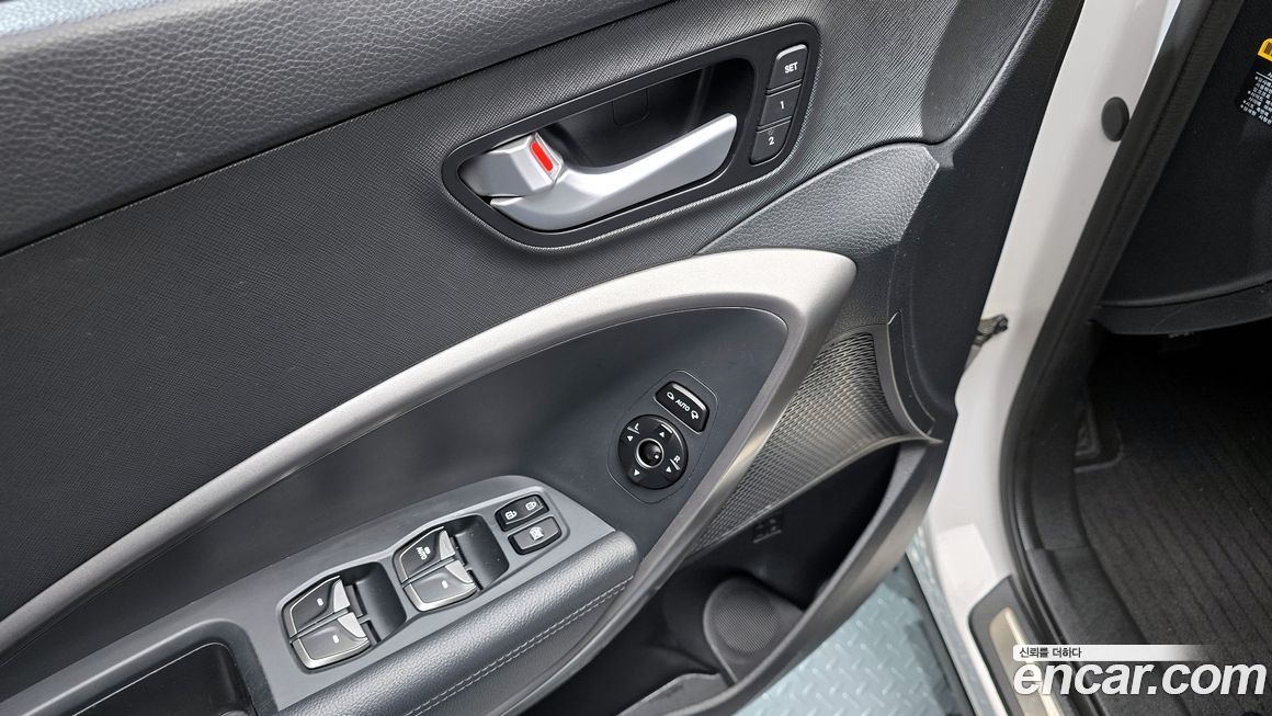Hyundai Santafe 2015