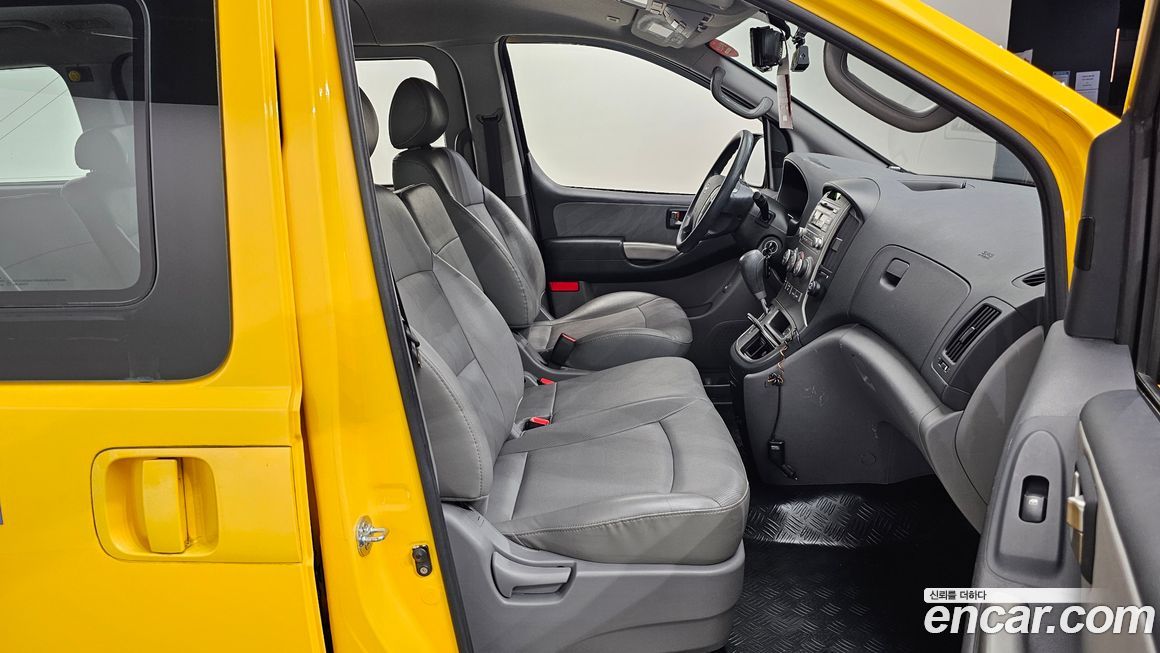 Hyundai Starex 2012