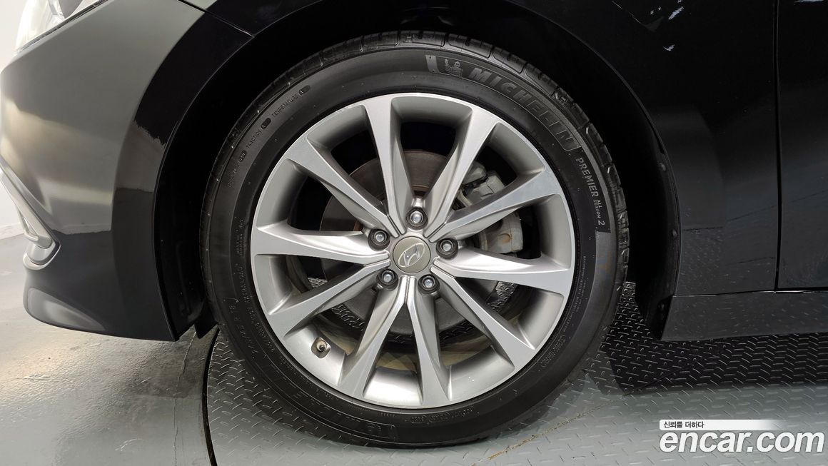 Hyundai Grandeur 2016