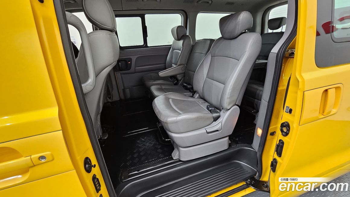 Hyundai Starex 2012
