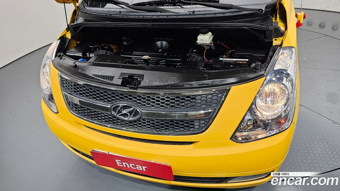 Hyundai Starex 2012