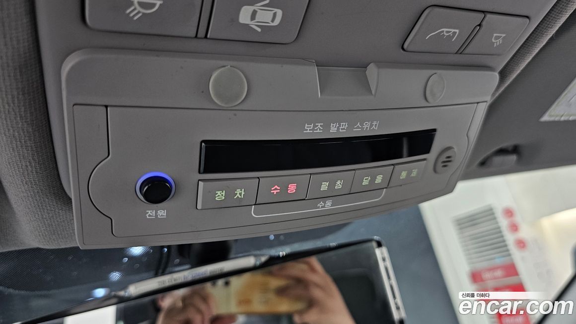 Hyundai Starex 2012