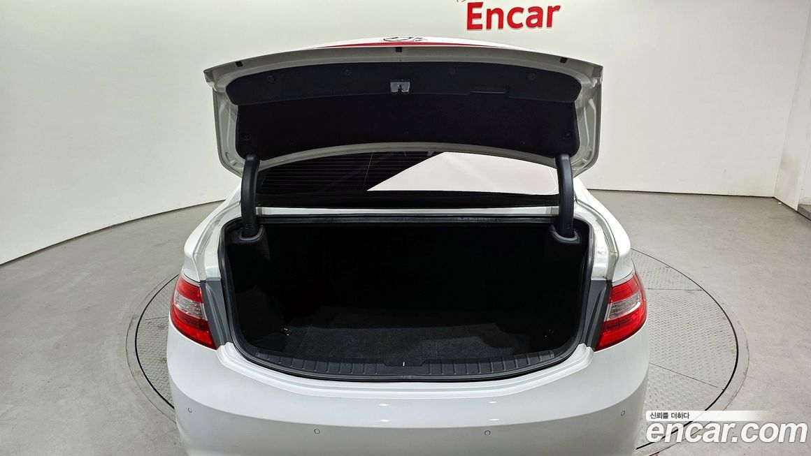 Hyundai Grandeur 2013